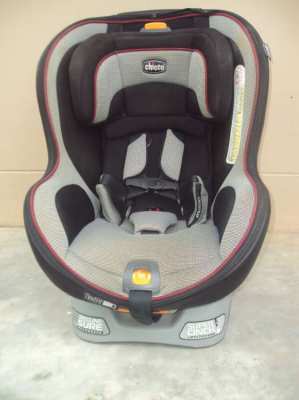 Chicco baby car seat