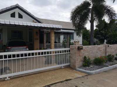  House in great condition, located in Emerald Hill 