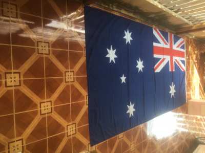 Huge Australian Flag 3.66M(12ft) x 1.83M(6ft). Perfect condition.