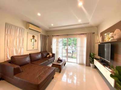 Reduced from 4.2 to 3.7 million Baht, 2 storey Thai Bali style house 