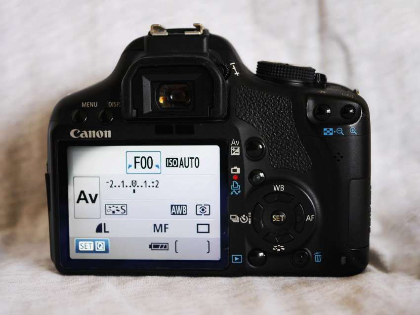 Used Accessories Good Condition Canon EOS 500D / EOS Rebel T1i DSLR 