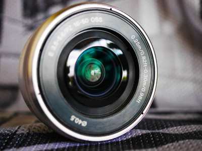 Sony E 18-50mm F4-5.6, 16-50mm f3.5-5.6 PZ OSS SELP1650 Silver lenses
