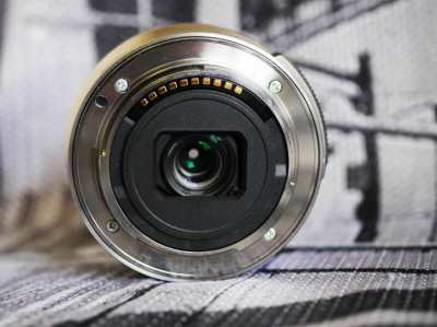 Sony E 18-50mm F4-5.6, 16-50mm f3.5-5.6 PZ OSS SELP1650 Silver lenses