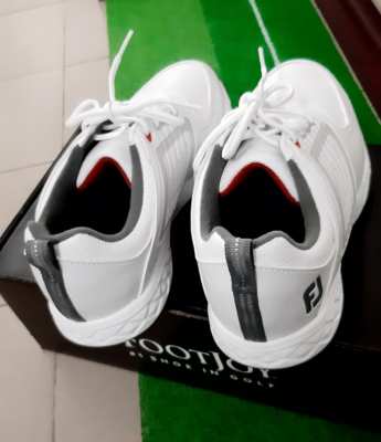 ขายรองเท้ากอล์ฟ ของใหม่ FootJoy ไซส์ 5US ขาย 1900 บาท