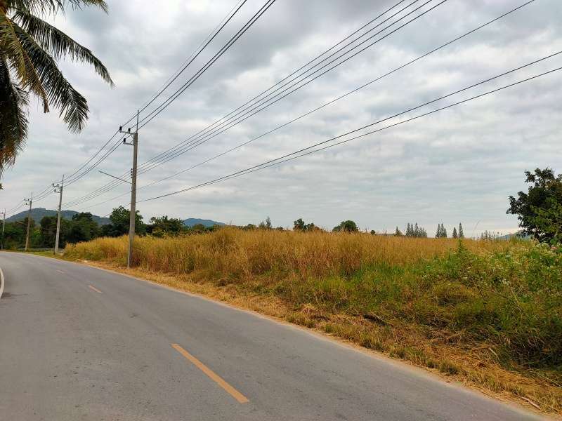 Nice 10 Rai Plot 80 Meters Paved Road Frontage - Ideal For New Homes! 