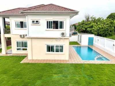 Special discount 1 MB!! Brand new 2 storey 5 bed pool villa mabprachan