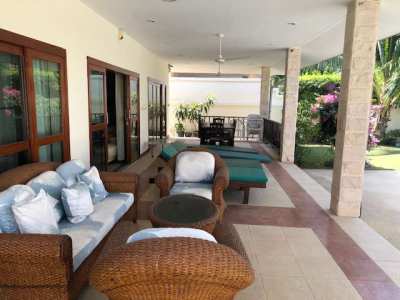 Vacation pool villa Hua hin for rent