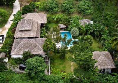 BALI STYLE RESIDENCE WITH THE HUGE FRUIT GARDEN FOR SALE IN LAMAI. 