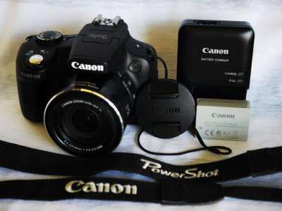 Canon PowerShot SX50 HS Camera (24 – 1200mm Lens) 50X Zoom