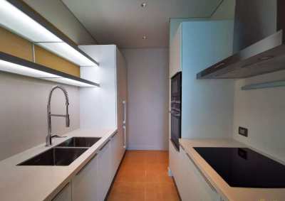 Brand new luxurious for rent at Sindhorn Residences 