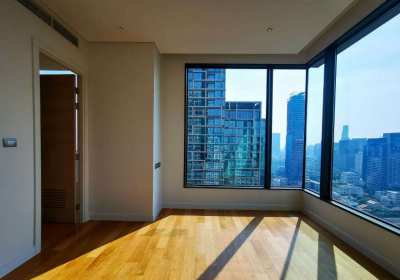 Brand new luxurious for rent at Sindhorn Residences 