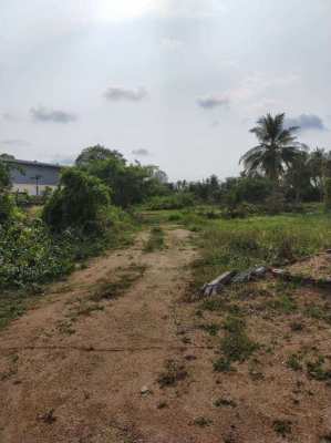 Land, 200 sqm for house, close to highway 7/36 road