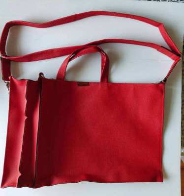 Quality Notebook Bag in Red