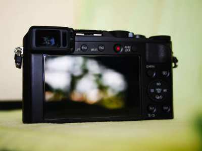 Panasonic Lumix DMC-LX100 in Box (analog Leica D-Lux Type 109)