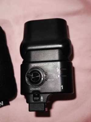 Nikon 1 Speedlight SB-N5 Flash for Nikon 1 Cameras