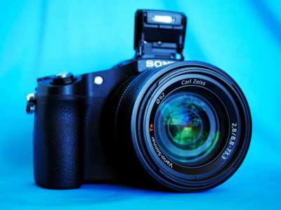 Sony RX10 II M2 with Carl ZEISS Vario-Sonnar T* 24–200mm F2.8 Lens