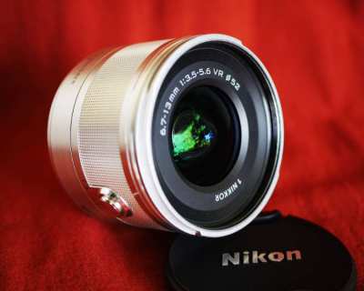 Nikon 1 Nikkor VR 6.7-13mm F/3.5-5.6 Lens in Box - Silver