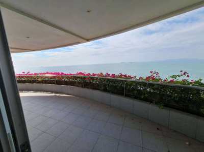 Beachfront condo project with 180 degree ocean view