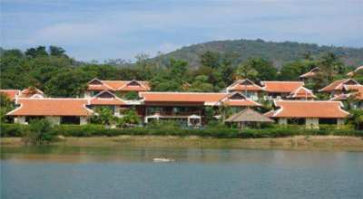 Beautiful 7 bedroom  Lake Villa in Nai Harn