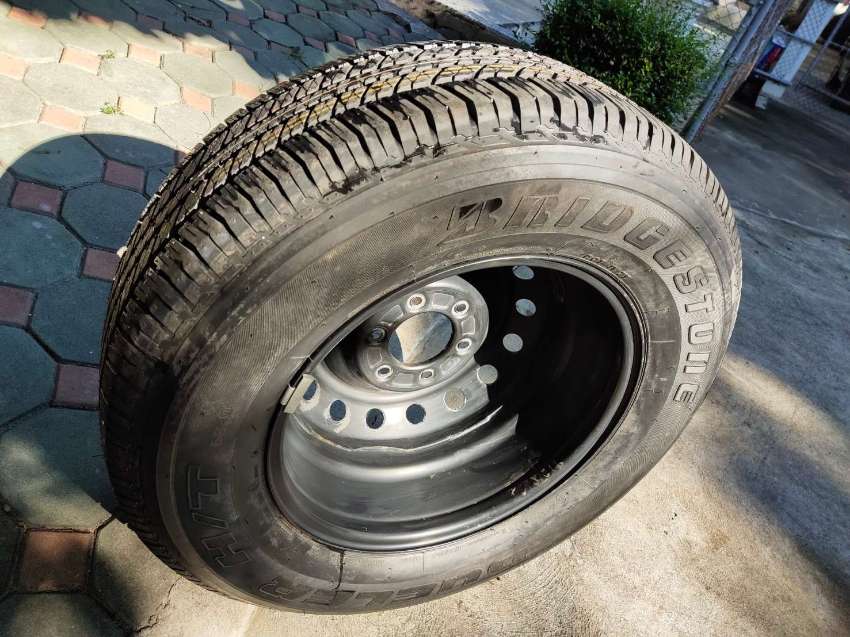 17 inch Ford spare wheel/tire