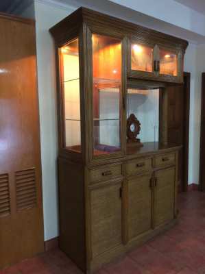 Separation cabinet Rattan, Glass Cabinet with lights ---REDUCET---