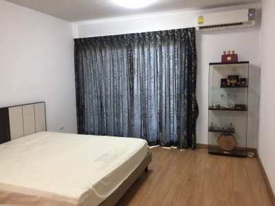 2 Bedroom Condo for sale at Supalai Park Ekkamai-Thonglor.Best price!