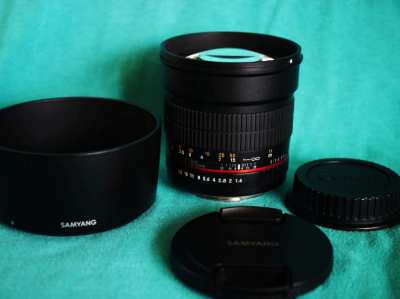 Canon EF Mount Samyang 85mm F1.4 AS IF UMC Aspherical Prime MF Lens