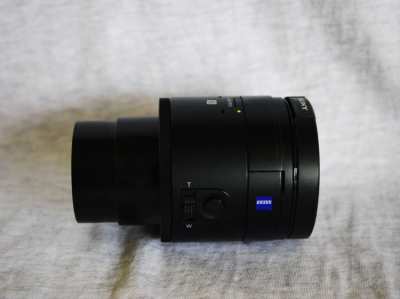 Sony Cyber-shot DSC-QX100 in Box, Carl Zeiss f/1.8 lens NFC Wi-Fi Lens