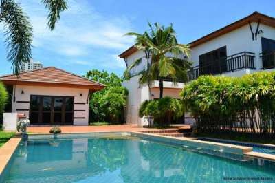 2 storey pool villa with separate guest house! 4 bedrooms /3 bathroom 