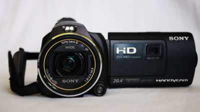 Sony HDR-PJ650VE 20.4MP Handycam® camera, GPS, Projector PJ650