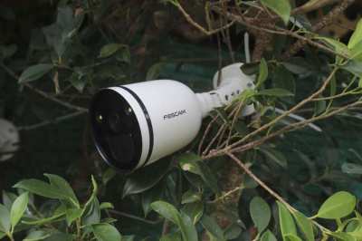 Foscam SPC Spotlight WiFi camera with human detection