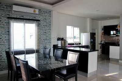  3 bed 3 bath house for rent in “Patta Let”, East Pattaya.