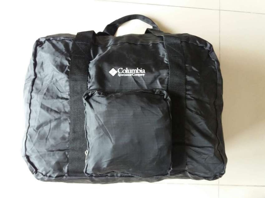 GREAT PRICE! BUY NOW!  NEW EXCELLENT COLUMBIA SPORTS BAG!