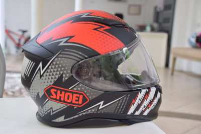 Price drop!!!  - Used SHOEI RF-1200 helmet, size M