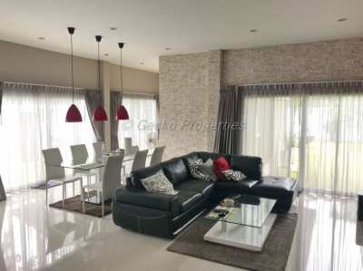 4 bed 3 bath with private pool for sale in Huay Yai 