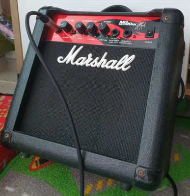 Marshall Limited Edition Kerry King MG10KK 10W 1x6.5 Combo Amp+ guitar
