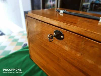 8 drawer lockable chest 