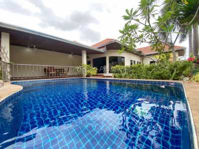 3 bed 3 bath with private pool House for sale in East Pattaya