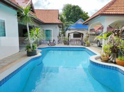 3 bed 4 bath with private pool house for sale in East Pattaya