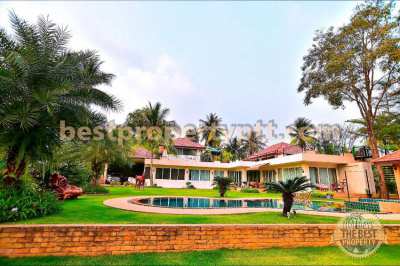 Private Pool Villa in Huay-Yai