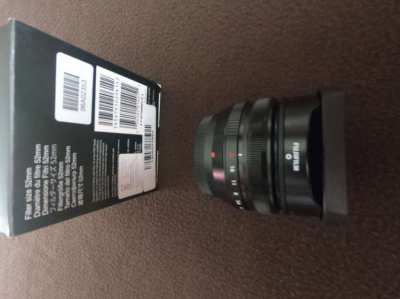 Fuji XF 18mm F2 R Prime Lens (w Box and documentation) Like New!
