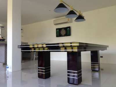 Tokyo Dark Pool Table 8ft An ultra modern designer Billiard Table.