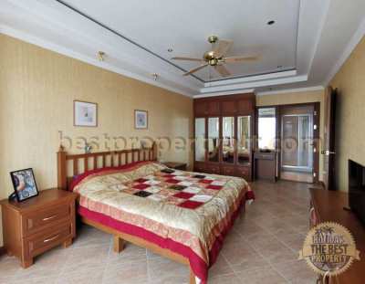 1 bedroom condo with Sea View