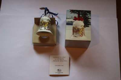 Hutschenreuther Porcelain Christmas Bell 1992 -  At the Goose Inn