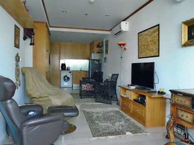 1-Bedroom Condo at CBD Asok Near NIST International School