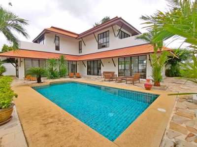 Modern Tropical Pool-Villa For Sale 12,250,000 THB