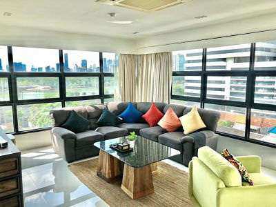 Rent THE 4 Star Hotel Spectacular Panaromic Lake View Penthouse Apartm