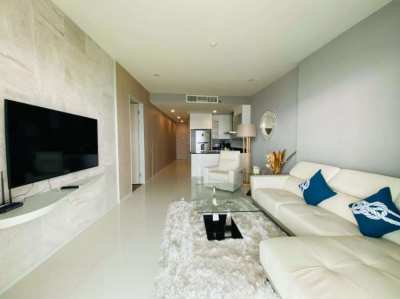 1 bed 2 bath Beach front Condo for rent in Na-Jomtien