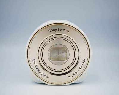 Sony Cyber-shot DSC-QX10, G lens NFC Wi-Fi Lens-Style Gold Camera QX10