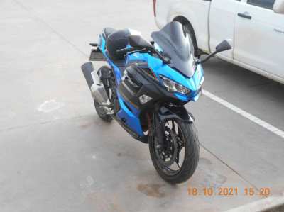 Kawasaki Ninja 400 cc, excellent condition, 113.000 baht